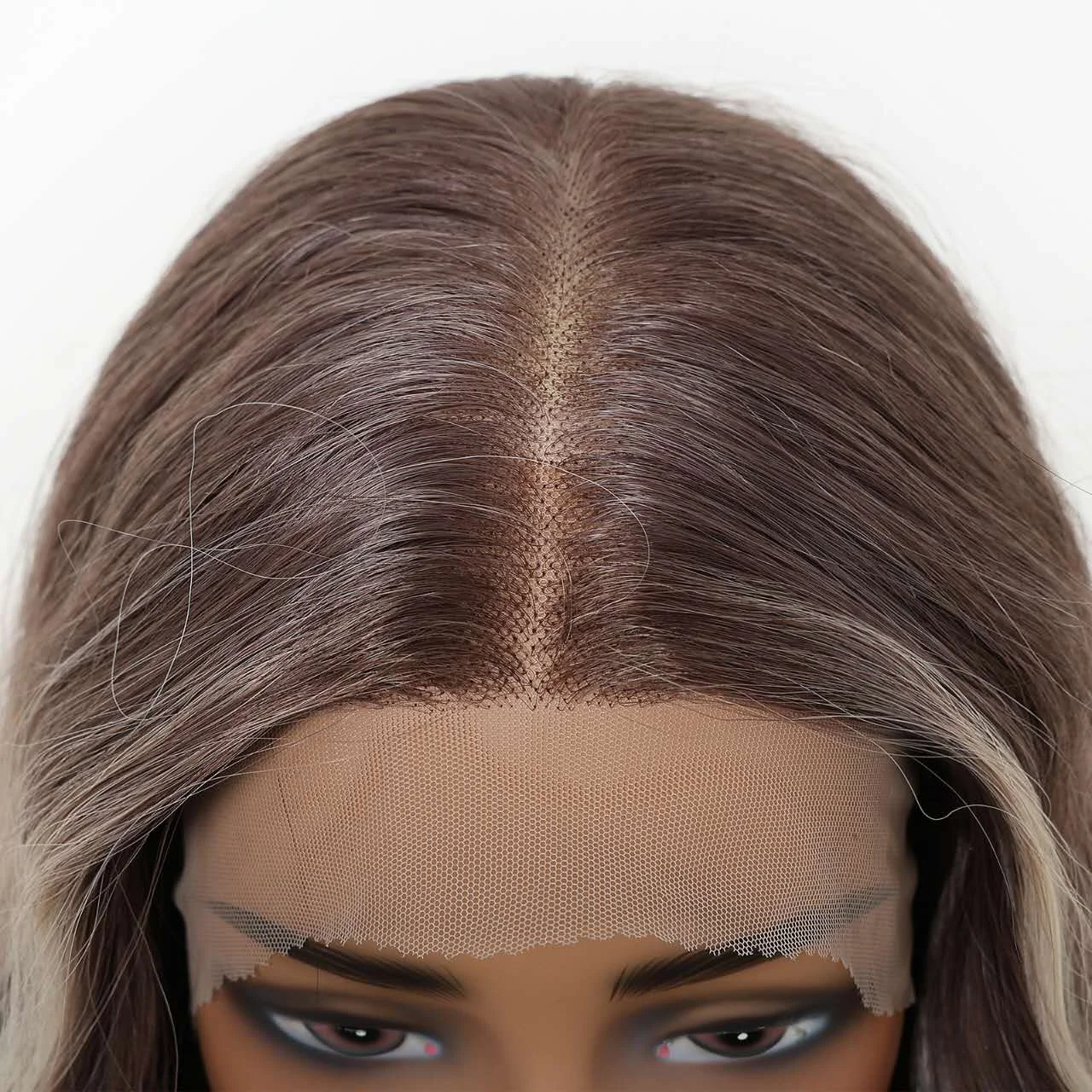 13x6 HD Lace Front Wig – Silky High-Temp Fiber, Pre-plucked Natural Hairline, 24 Inch Body Wave - 图片 3